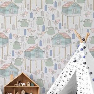 Carta da parati con disegni, decorazione per cameretta dei bambini con case e uccelli, rivestimento murale rimovibile per cameretta, design artistico giocoso