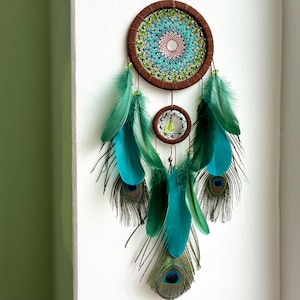Dreamcatcher with Peacock Feathers and Green Beads – Handmade Wall Hanging Boho Decor, Unique Gift for Her, Him, Housewarming