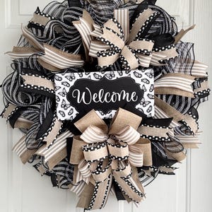 Farmhouse Wreath, welcome wreath, neutral wreath, everyday wreath, front door wreath, black tan wreath, fireplace wreath, farmhouse decor