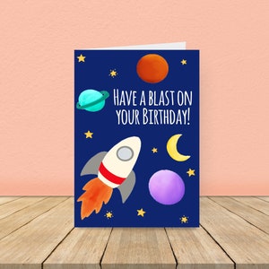 Amusez-vous le jour de votre anniversaire, carte d'anniversaire de l'espace