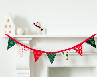 Mini Christmas Bunting, Festive Hanging Bunting Banner, Fabric Decoration Garland for Mantlepiece, Cute Cosy Christmas Decor Ideas Indoor