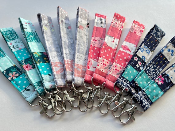 Keyring Strap, Keychain Wristlet, Clip for Keys, Mini Lanyard, Handmade  Fabric Wrist Strap, Key Fob Holder, Bag Attachment, Purse Accessory 