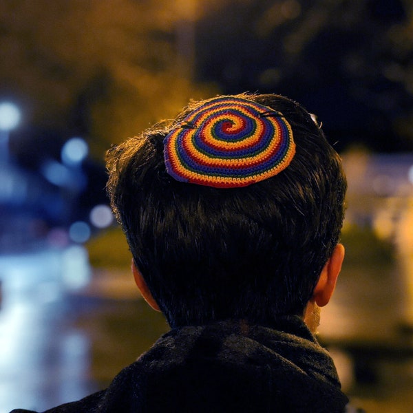 Anleitung zum Häkeln von Pride Kippot