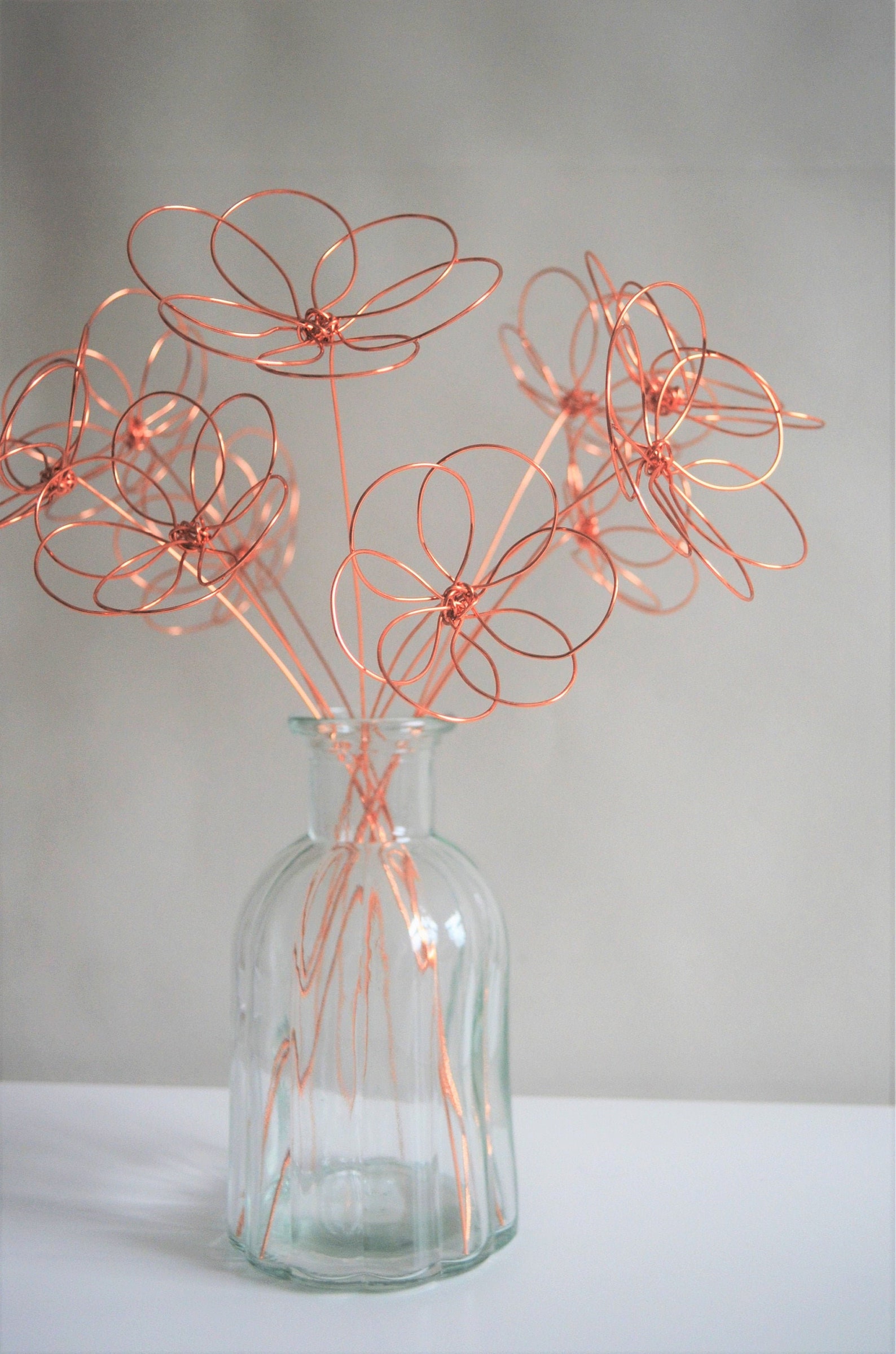 Perfect Daisy / 10 Silver or Copper Wire Flowers with Vase / Etsy