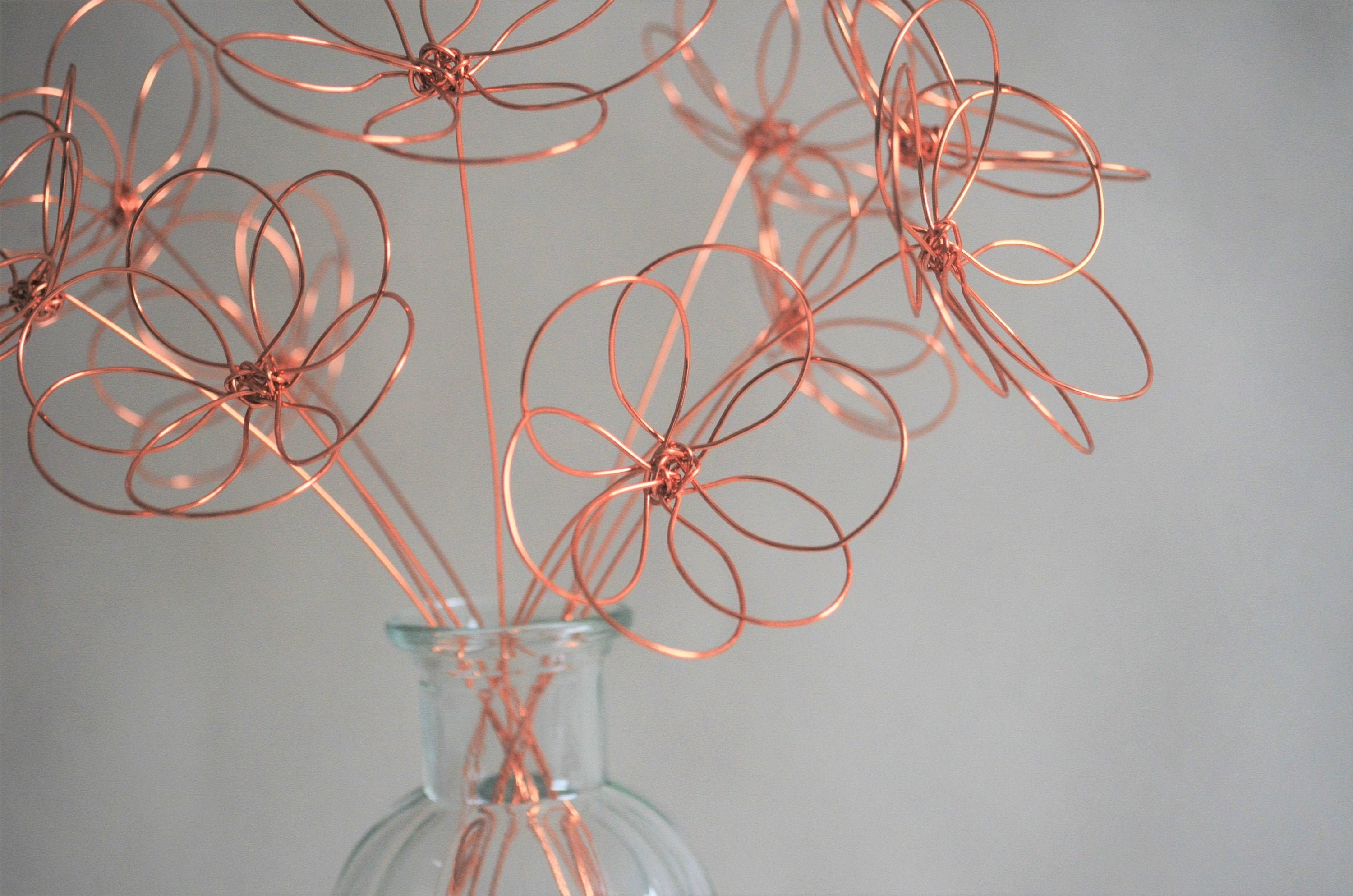 Perfect Daisy / 10 Silver or Copper Wire Flowers with Vase / Etsy