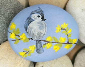 Painted stone, small gift, bird, spring decoration