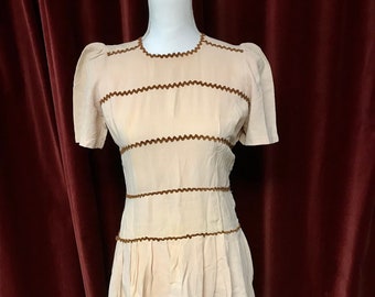 Vintage Light Pink 1920's 1930's Day Dress