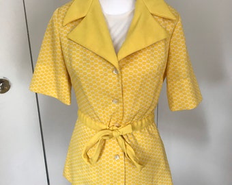 yellow spotty top