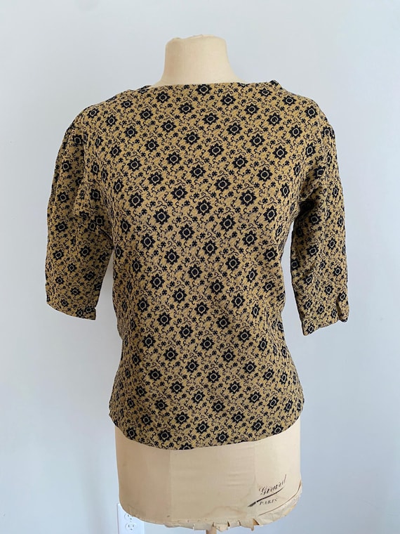 Vintage 1950s Black Gold Knit Top - image 1