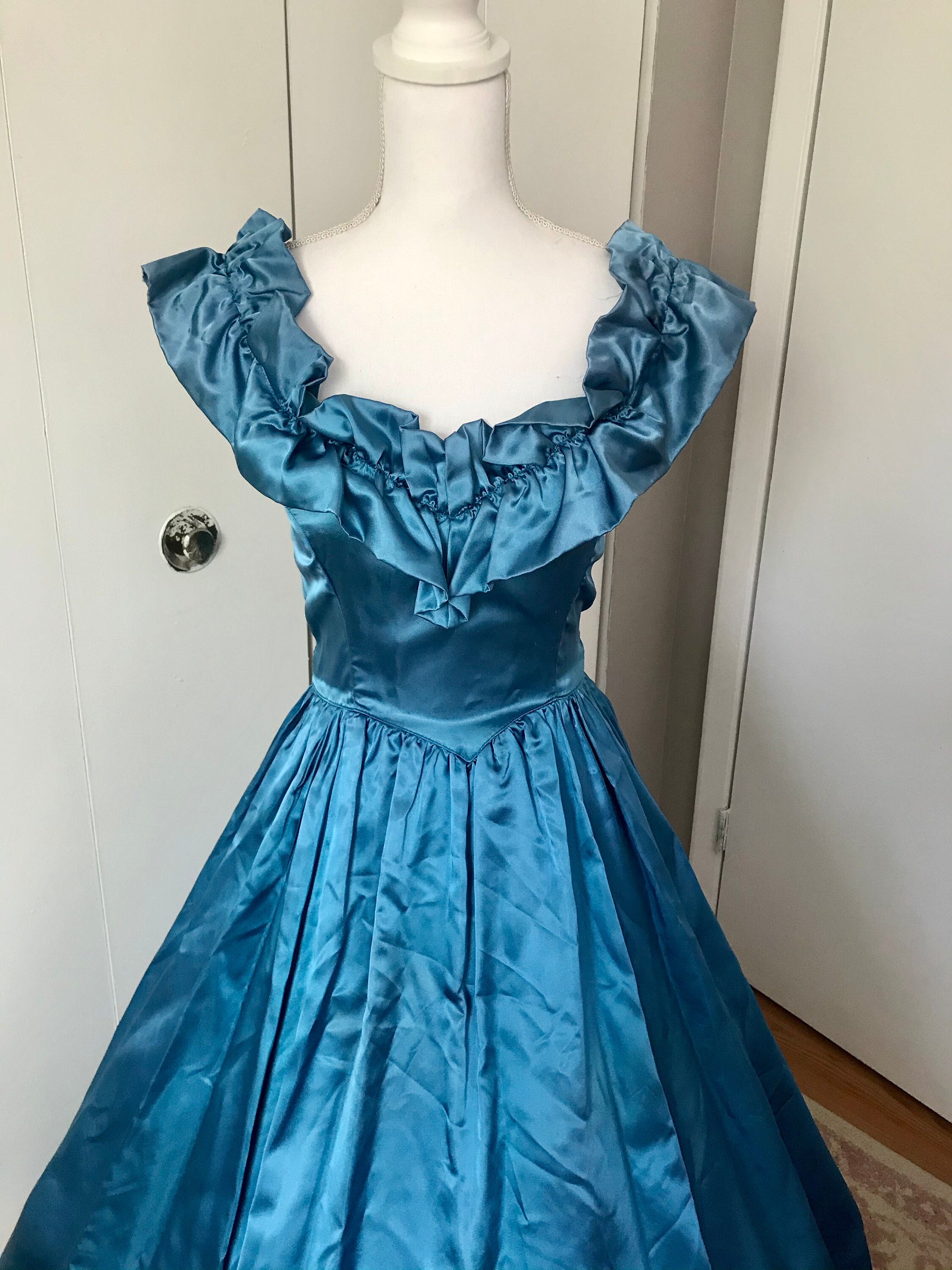 blue gunne sax