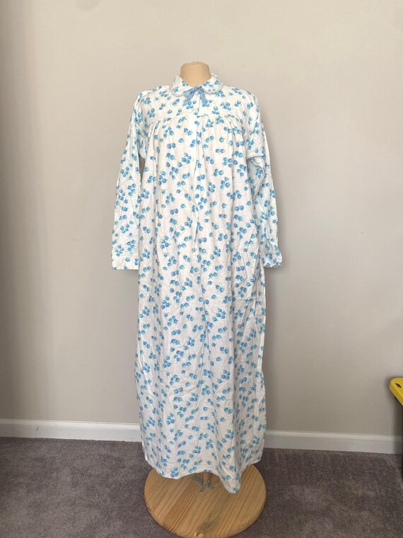jcpenney blue and white floral dress Vintage 1960s Flannel Nightgown Print Bustier Tube Mini Dress Designer Leather Closure Type Size:9-10 Y
