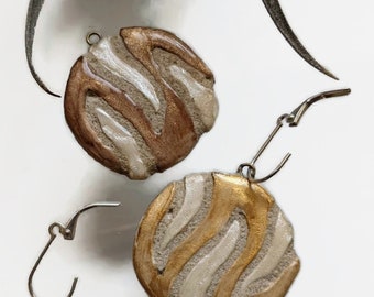 Wavy Striped Clay Earrings - REVERSIBLE Handmade Round Statement Earrings 012