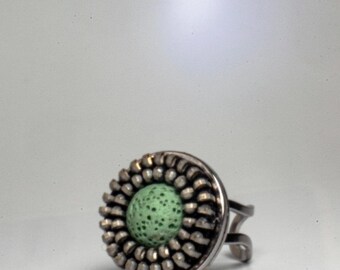 Anillo Redondo “Zipper Style” con Lava Volcánica – Diseño Edgy