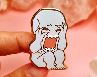 Shy Guy SCP - 096 Spilla in smalto duro dorato