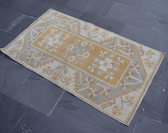 Small Area  Rug, 2.5 x 4.5   ft Rug, Turkish Rug, Handmade Rug, Wool Rug, Anatolian Rug, Vintage Rug, Doormat Rug, Bohemian Rug, Rug TV5461