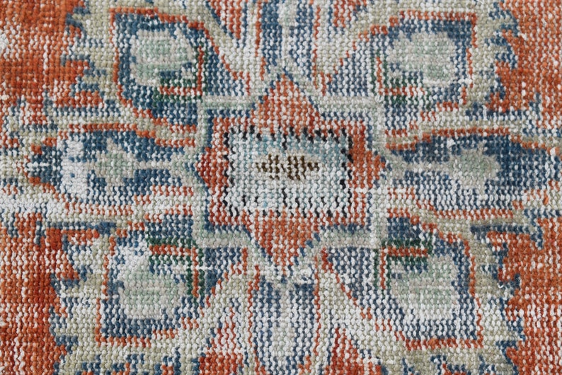 Wedding decor Vintage handmade rug 2.8 x 5.5 ft TV1741 Turkish boho decor Orange area rug Tribal oushak rug Home decor Bedroom rug
