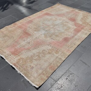 Vintage area rug, Oushak rug, Turkish rug, Faded Handmade rug, Boho decor, Livingroom rug, Oriental rug, Bohemian rug, 4.3 x 6.9 ft TVR1355