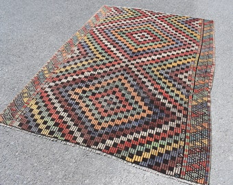 Geometric kilim rug, Handmade kilim rug, Turkish vintage rug, Natural wool rug, Colorful area rug, Livingroom rug, Rug, 5.3 x 7.4 ft  TV3105