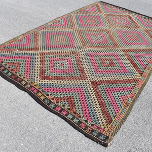 Pink geometric kilim rug, Turkish large area rug, Handmade kilim rug, Rustic decor, Diningroom rug, Nomadic rug, Kilim, 6 x 9.2 ft  TV2519