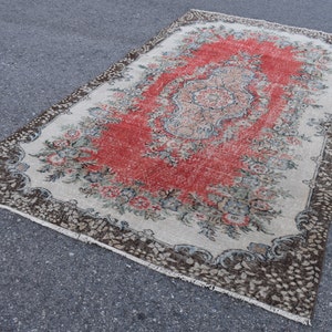 Turkish handmade rug, Vintage large area rug, Boho home decor, Diningroom rug, Carpet, Oushak rug, Oriental rug, Rug, 5.7 x 9.6 ft TV2445