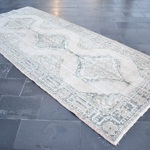 Vintage turkish rug, Oushak rug, Turkish hallway rug, Handmade rug, Decorative rug, Anatolian rug, Boho home decor, 5.1 x 11.9 ft TV4984