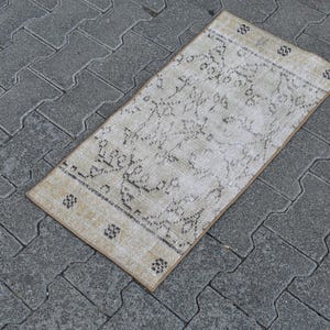 Alfombra turca pequeña, alfombra vintage hecha a mano, alfombra bohemia, felpudo, decoración del hogar bohemia, alfombra Oushak, decoración rústica, alfombra, 1,4 x 2,8 pies TV5618