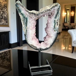 Amethyst Portal on Stand