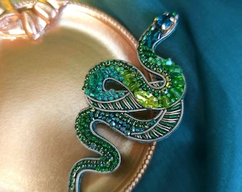 Green Snake Handmade Brooch | Beaded Crystal Snake Pin