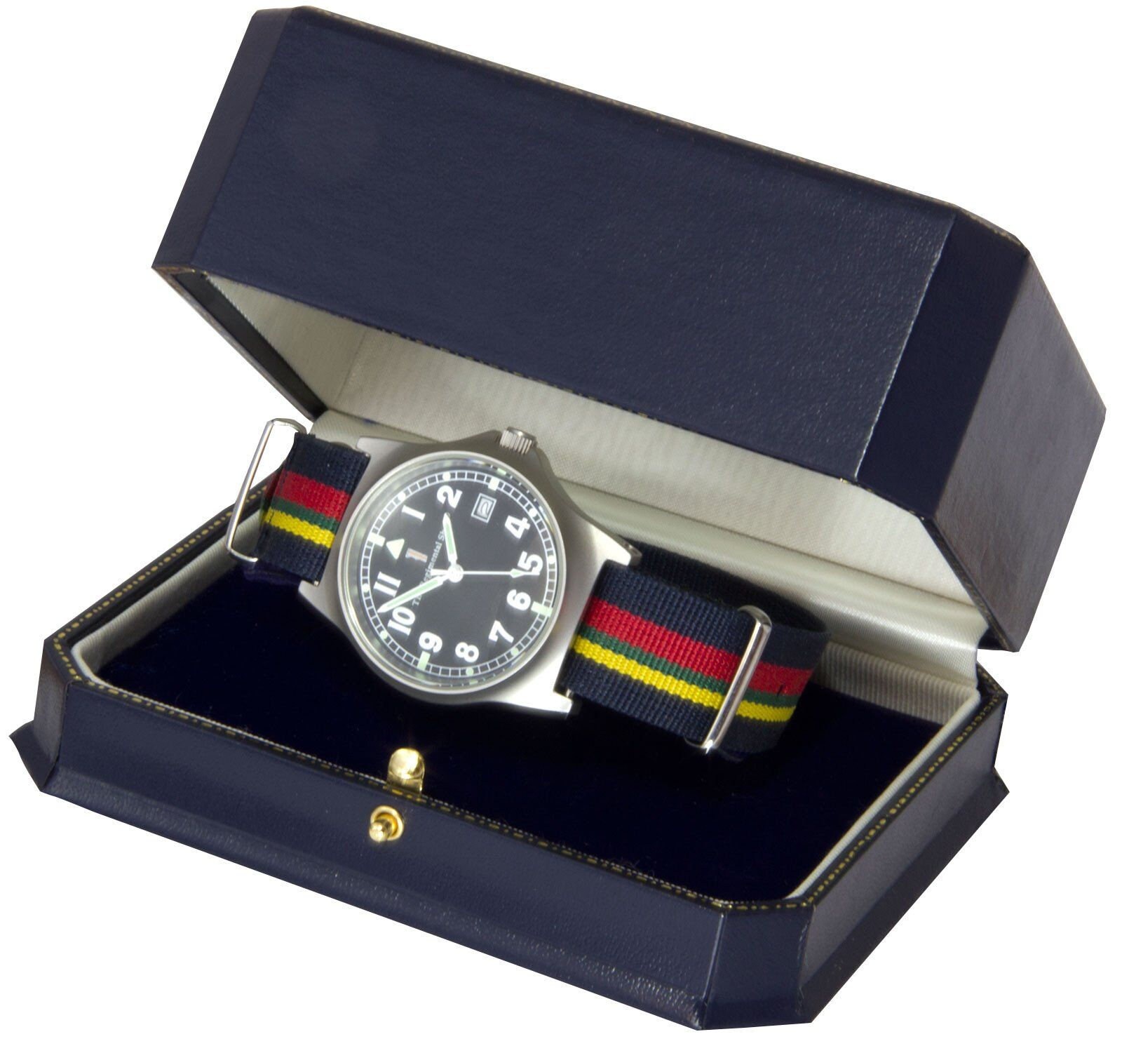 Marine military watch new arrivals