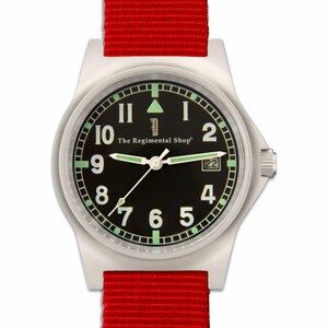 Reloj militar G10 con correa roja. imagen 1