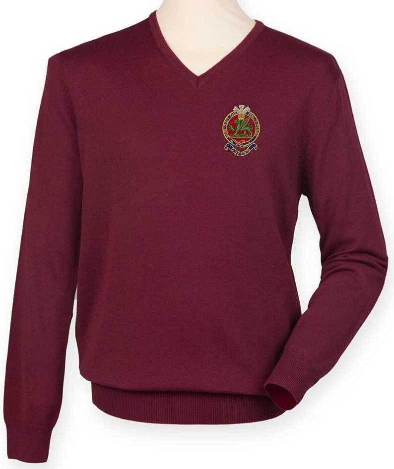 Queen's Regiment Lightweight Jumper image 4