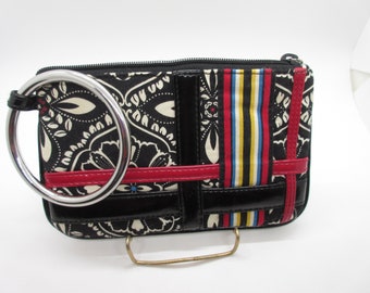 Vera Bradley Wristlet con cerniera in vinile e cotone con manico cromato 7 "L X 4 1/2" W X .5 "D