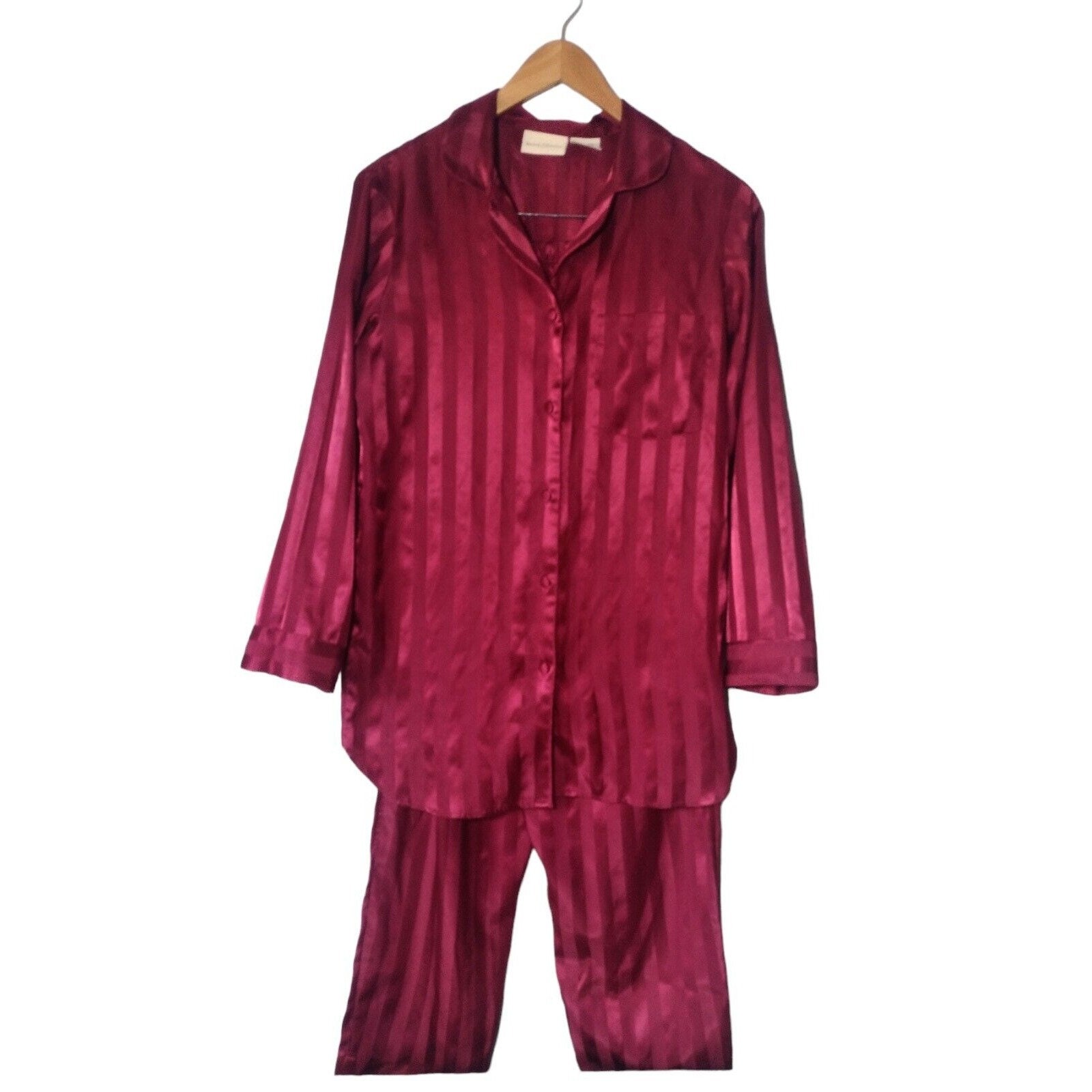 Jaclyn smith silk pajamas hotsell