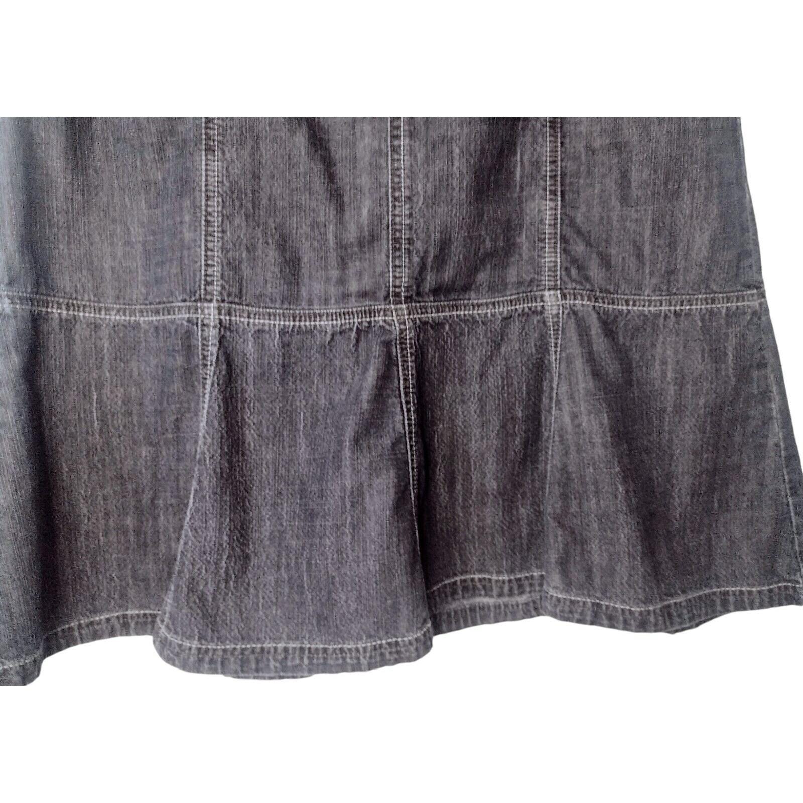 Fashion Bug Y2K Denim Ruffle Skirt Size 10 Vintage Navy