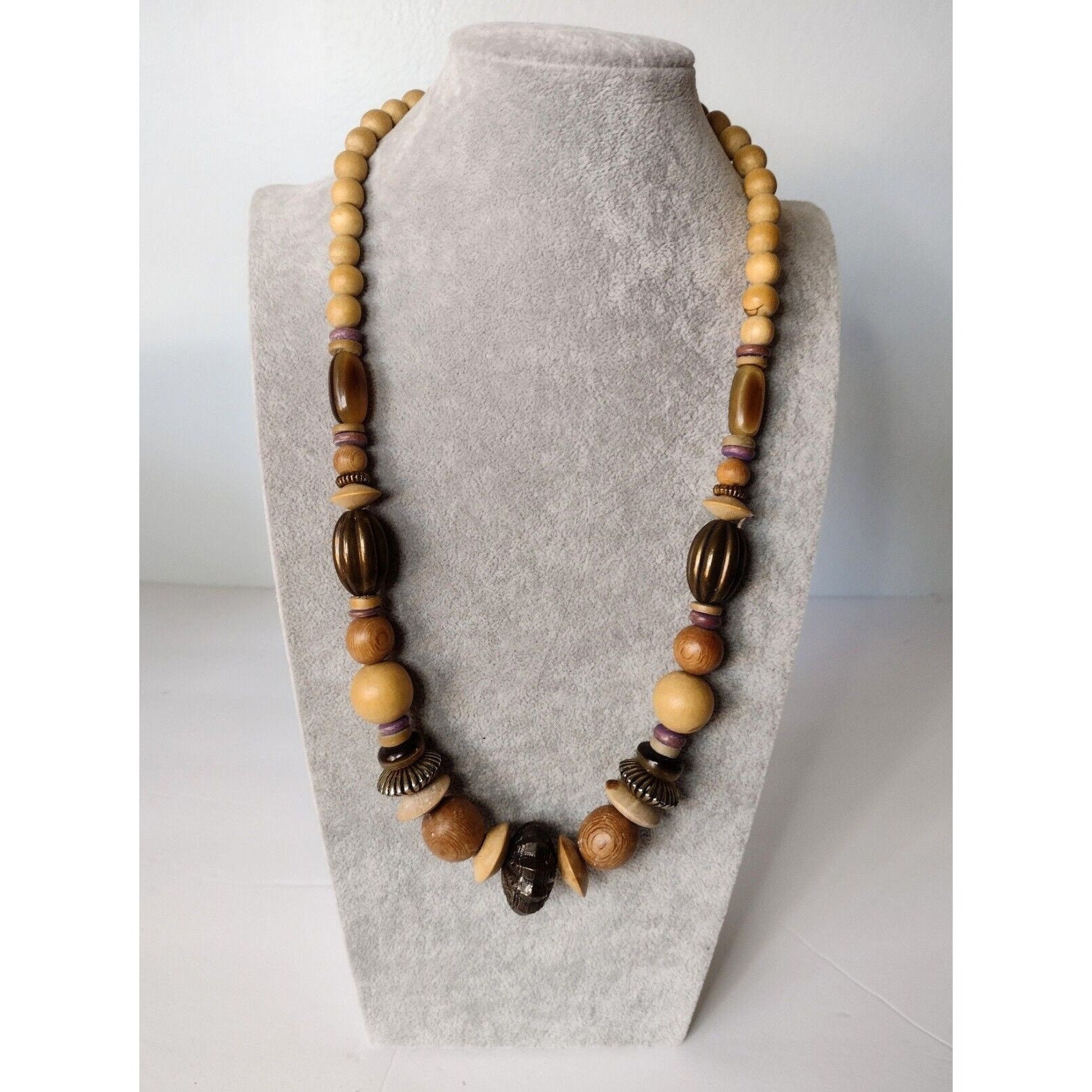 Men's handmade very chunky necklace. and very large and chunky 23 mm  approx wooden beads. Thi… | Wooden bead jewelry, Wood bead necklace, Wooden  bead necklaces
