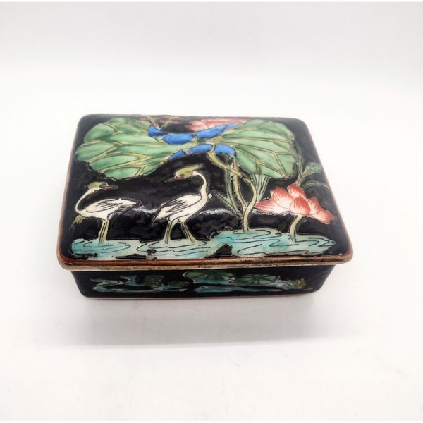 Vintage Macau Heron Porcelain Lidded Trinket Dish Black Lily Pads Handpainted