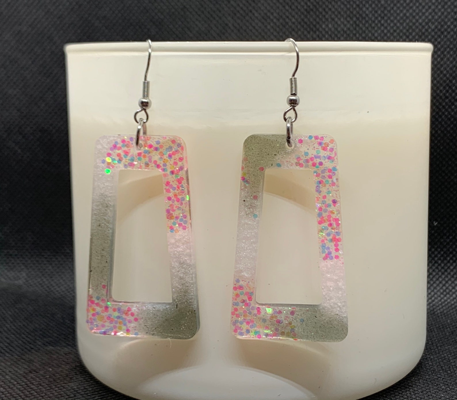 Weiße graue und rosa funkelnOhrringe mit chirurgischen | Etsy