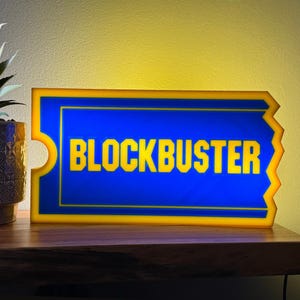 Blockbuster LED Lightbox: riavvolgi le vibrazioni, illumina i ricordi