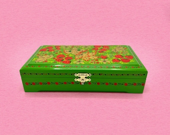 Vintage Hand-Painted Russian Khokhloma Jewelry Box, Bird Strawberry Design, Green Lacquer Folk Art Treasure Box