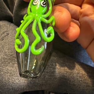 octopus tobacco bowl Tentacle Slide 14mm Male  Avernic Smoke Shop Our top of the line Special Baglan Whale and Octopus