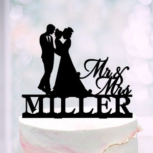 Family Wedding Topper with baby, Couple and Girl Family Topper, Anniversary Topper With Cild, Custom Family Cake Topper,Couple Girl Topper