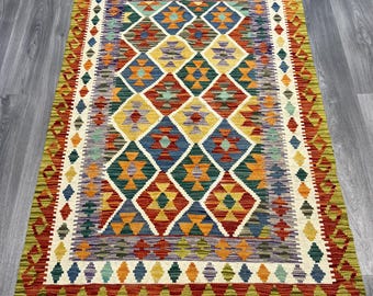 Handmade Afghan Kilim Rug, Natural Wool, Traditional Design 6x4 ft 187x116cm