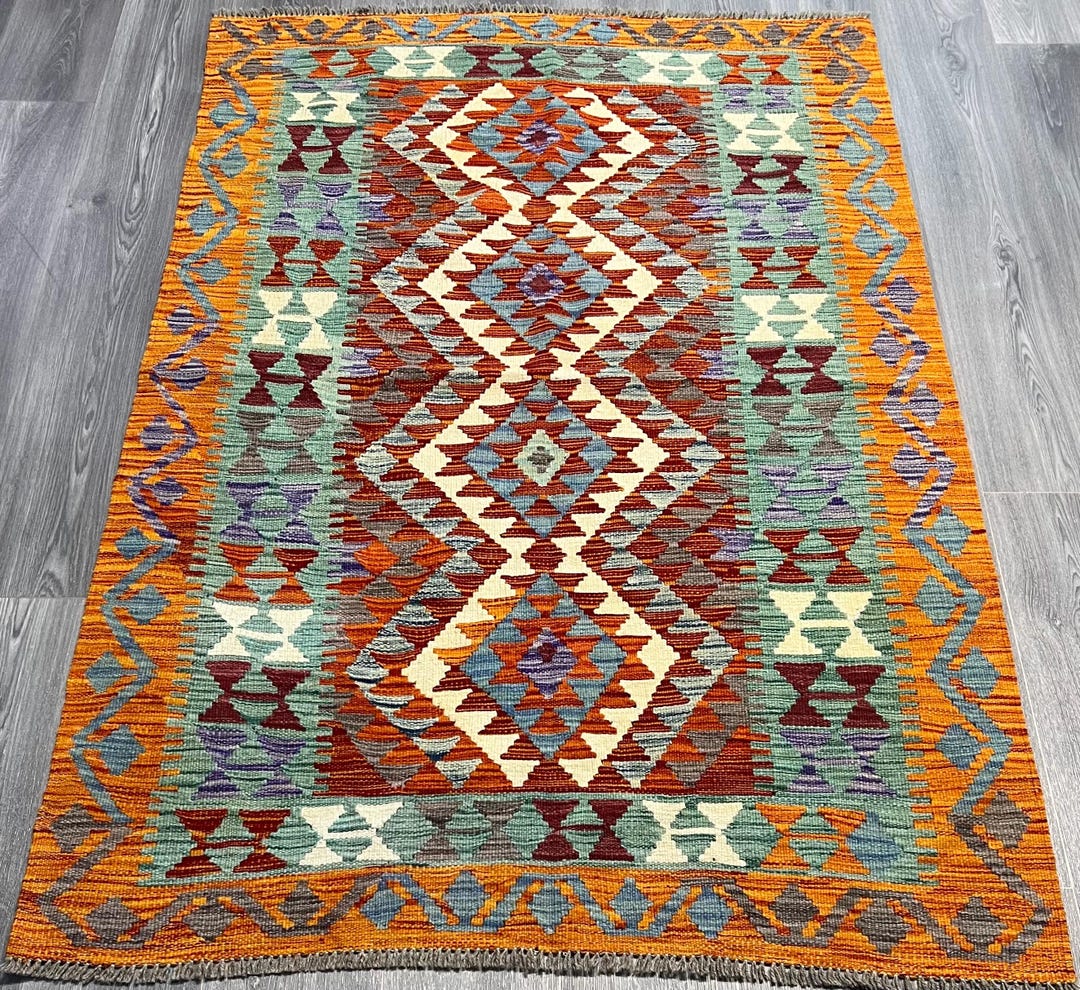 Handmade Afghan Kilim Rug: Natural Wool, Traditional Design, 6x4