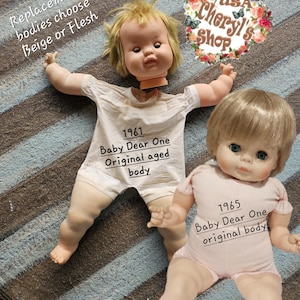 Vogue Baby Burp Doll with Box & Original clothes 1975