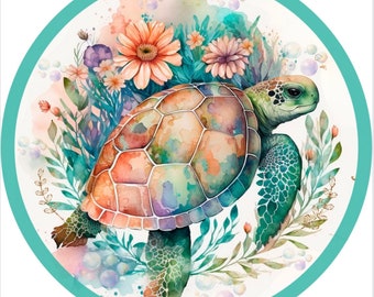 Op de afbeelding: Een aquarel van een zeeschildpad met een groene en bruine schild, omringd door bloemen en bladeren. De schildpad zwemt in een turquoise blauwe oceaan.