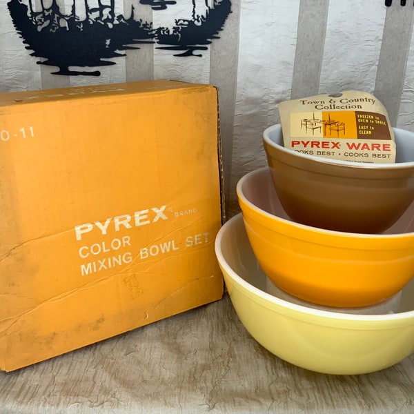 Vintage Pyrex Town and Country Mixing Bowls, New In Box, Set of 3, Nesting Bowls, Original Box, Brown, Orange, Yellow, 60s Kitchen