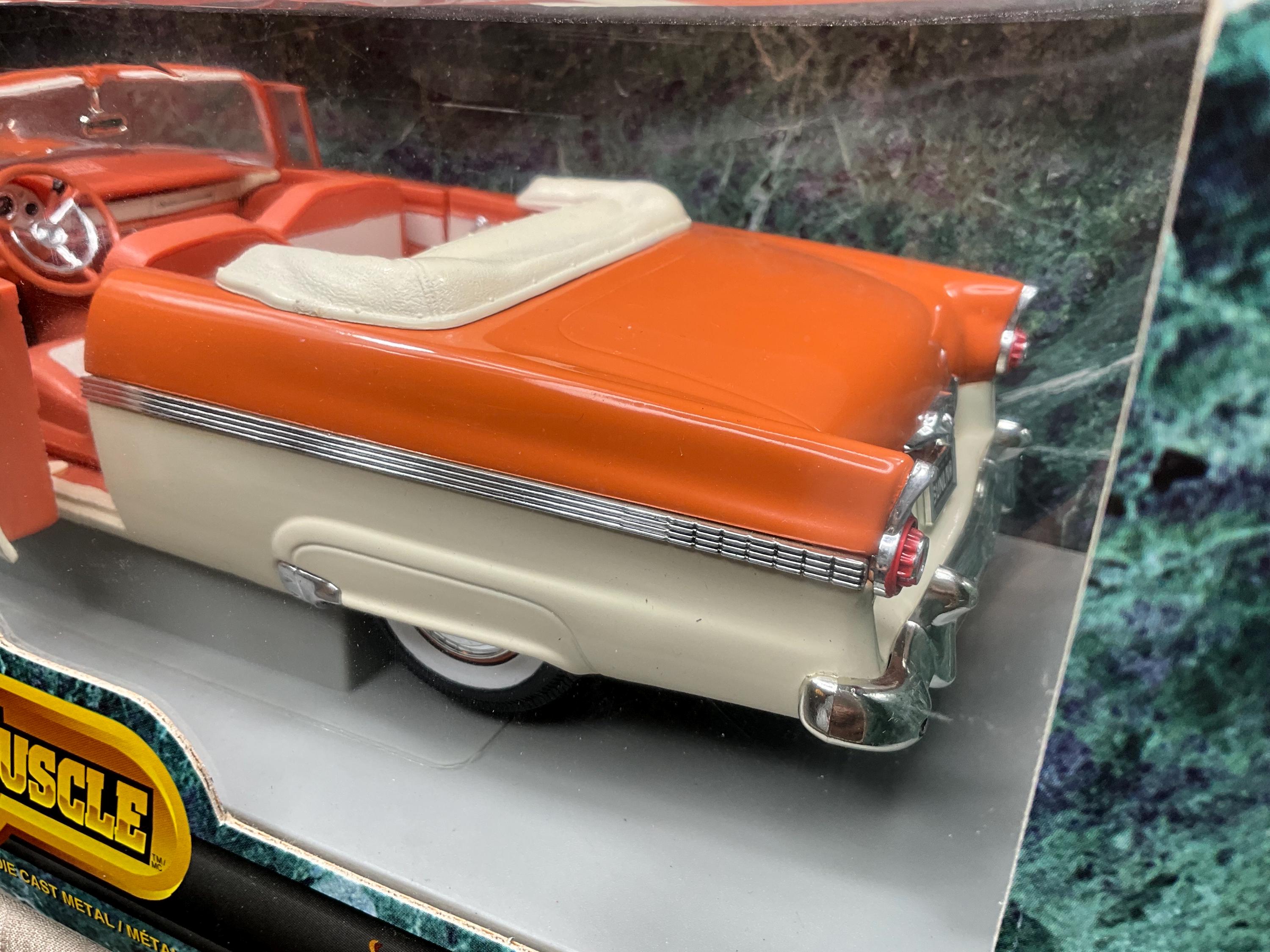 1956 Ford Sunliner Diecast: Mandarin Orange & White, 1/18