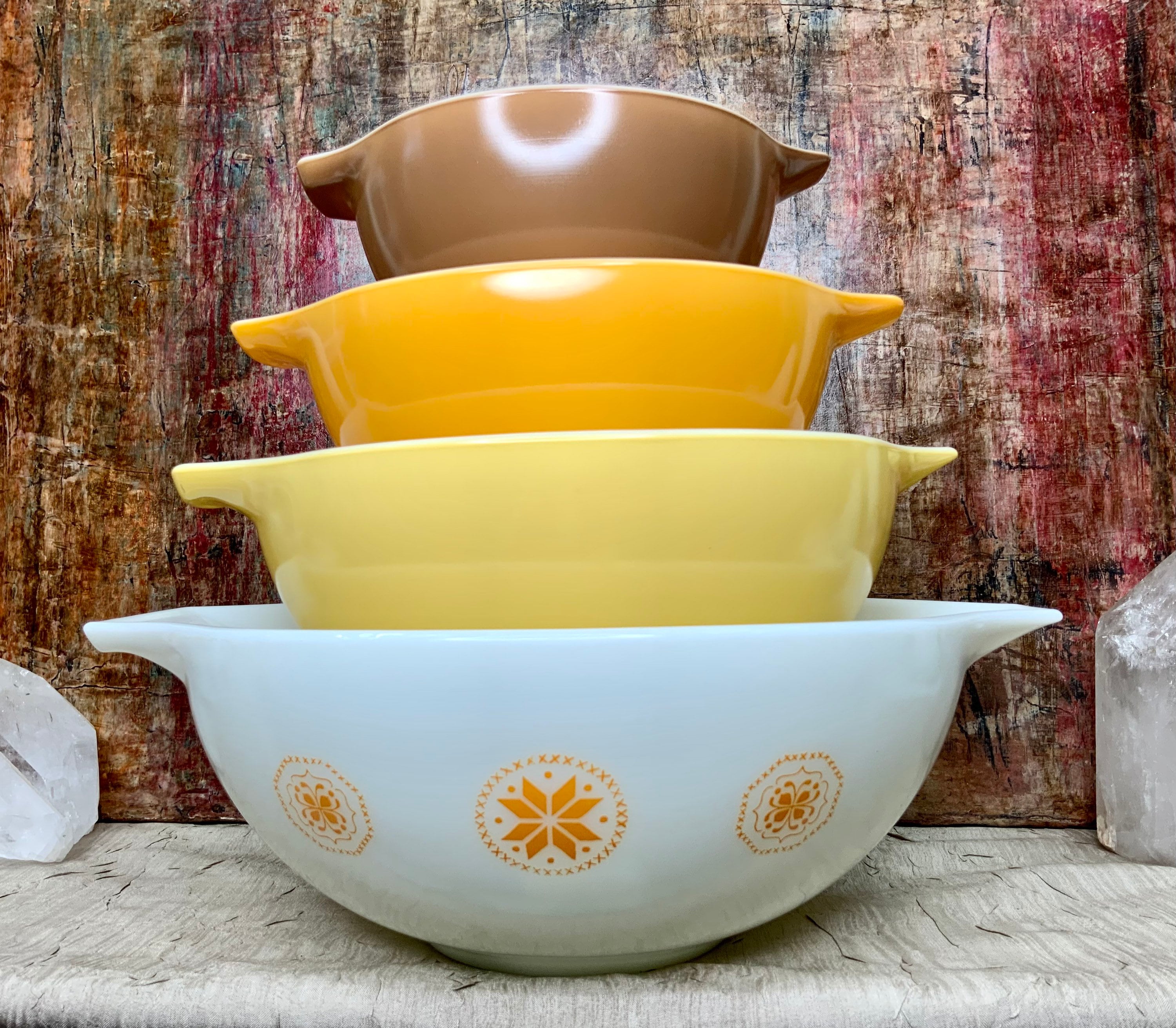 Vintage Pyrex Town and Country Cinderella Mixing Bowls, Set of 4