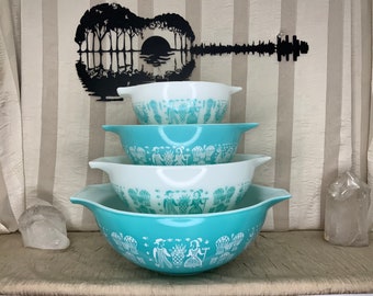 Vintage Pyrex Butterprint aka Amish Cinderella Mixing Bowls Nesting Bowls, Set of 4, Pyrex, Turquoise Butterprint Amish, Made in USA