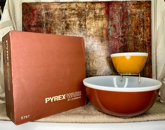 Vintage Pyrex Chip and Dip Set Americana Earthtones New in Original Box 5767 Circa 1966 69 401 Bowl 404 Bowl Pyrex Metal Bracket Etsy